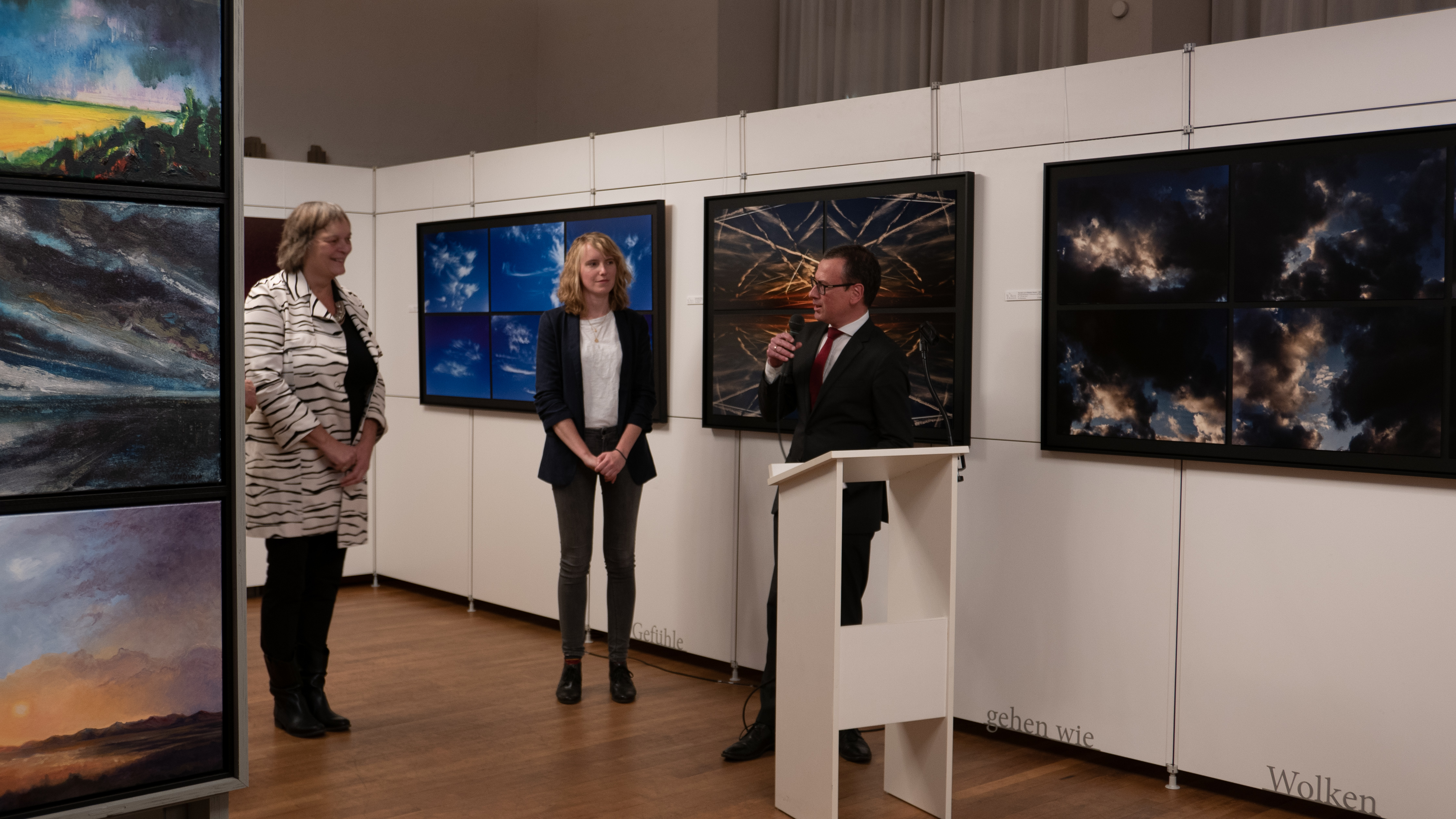 De opening: Wolken &amp; Kunst